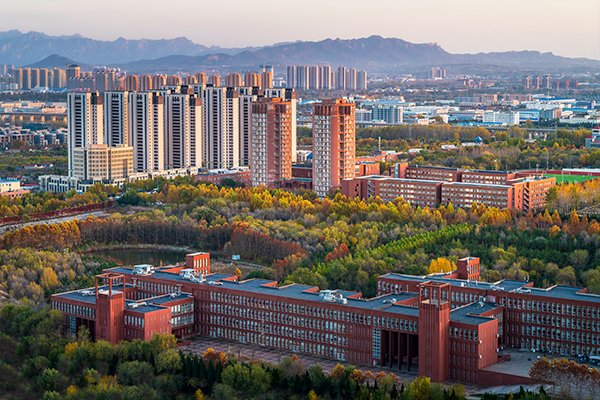 皇家马德里携手爱游戏体育官网发布官方
